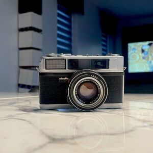 Minolta AL 35mm Film Rangefinder Camera - USED IN GOOD CONDITION